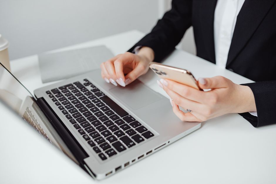 Kurumsal E-posta Nasıl Alınır? info@firmaniz.com Kurulumu