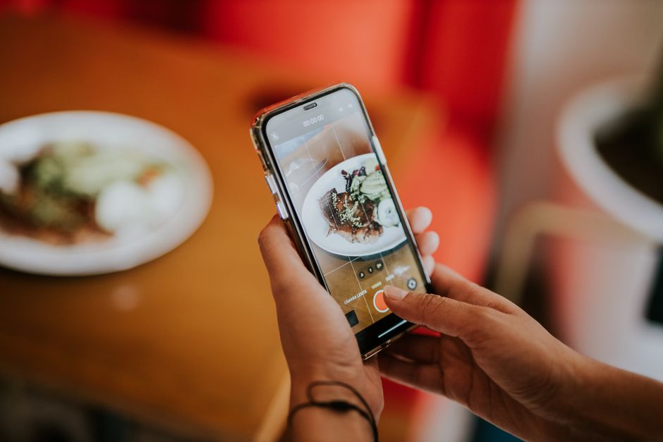 Telefonla Menü Fotoğrafı Çekerek Satışınızı Artırın